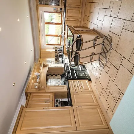 7 Foyleview Point