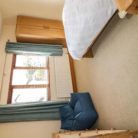 7 Foyleview Point